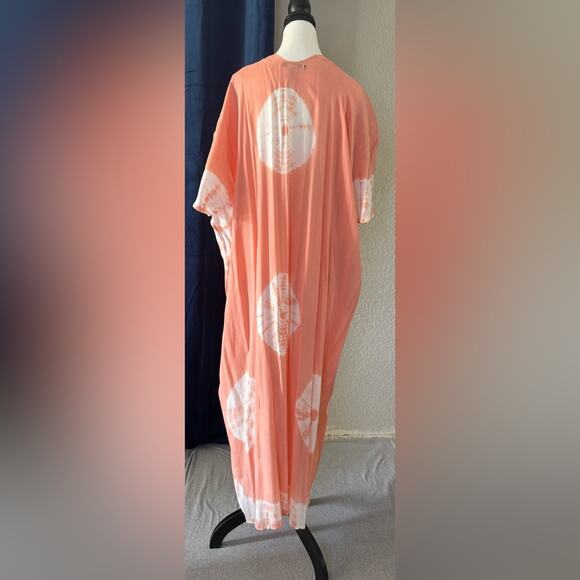 VENUS Coral Kimono / Beach Coverup | One Size Fits Most - Picture 3 of 5